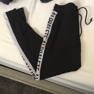 Alphalete Womens panel joggers- Size S